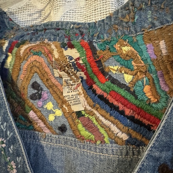 Republic Women's Sleeveless Denim Vest Embroidered Button Embellishments Size 26 - Picture 5 of 12